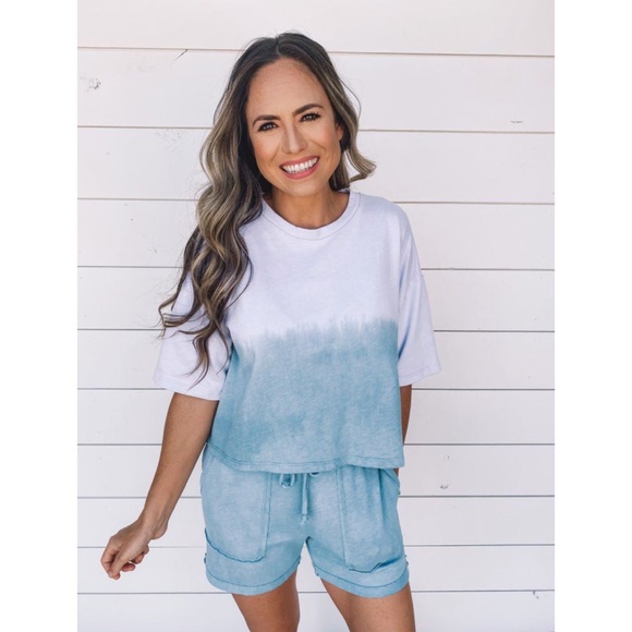 Ruthie Grace Tops - Ruthie Grace Blue/White Ombré Two Piece Lounge Set